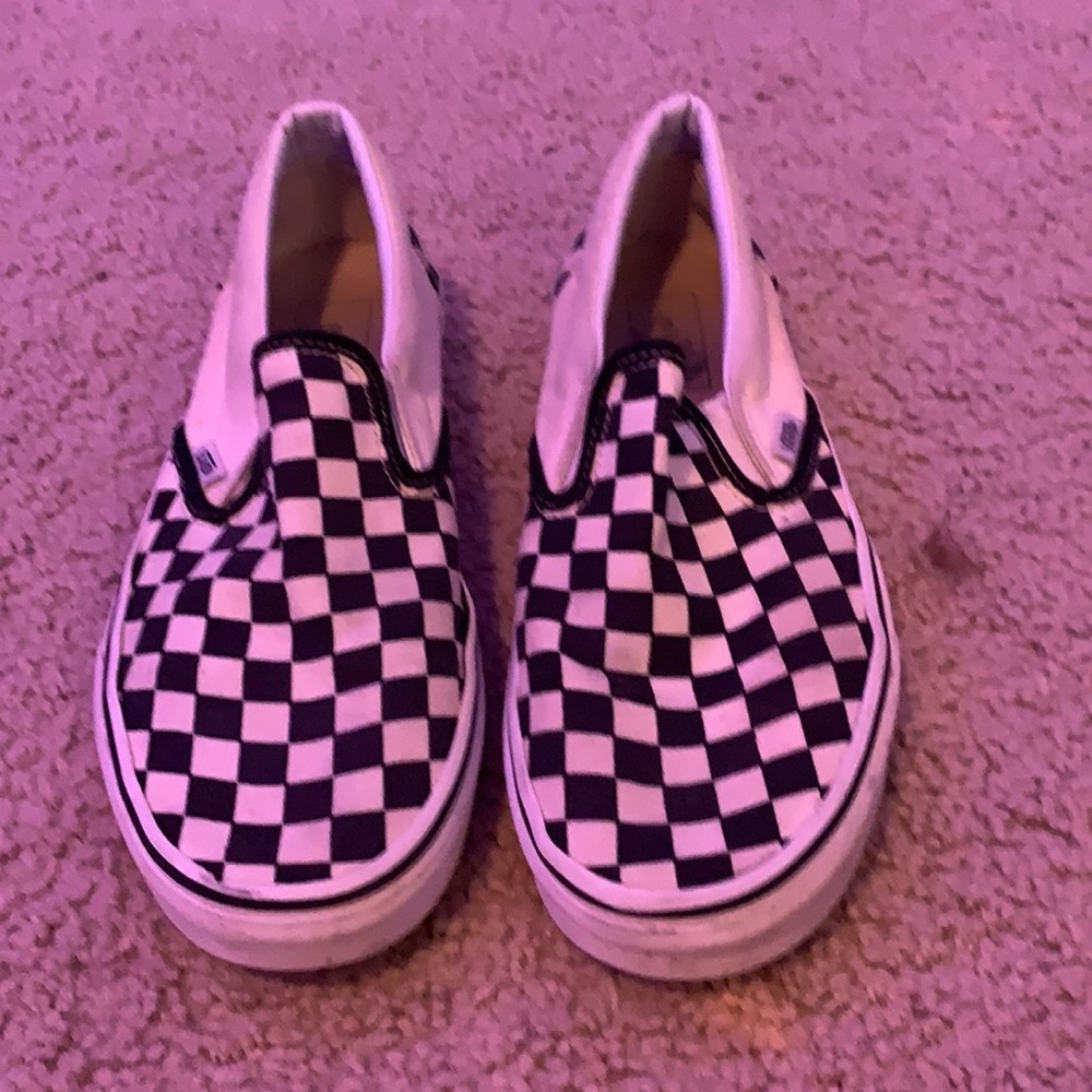 two pairs of vans shoes - Picture 5 of 5